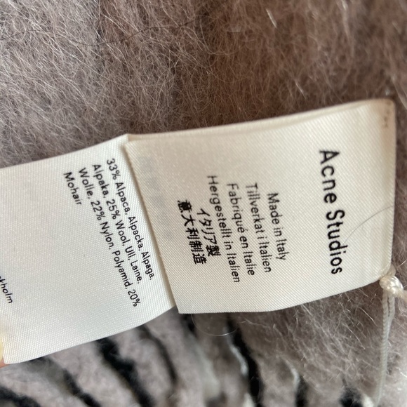 Acne studios ombré black grey scarf mohair new - Picture 5 of 5